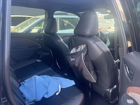 Used 2025 Subaru Forester Sport image 8