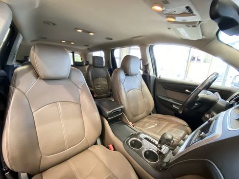 Used 2014 GMC Acadia SLT image 27