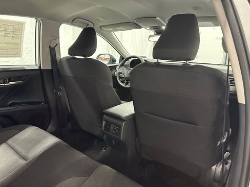 Used 2025 Toyota Camry LE image 56