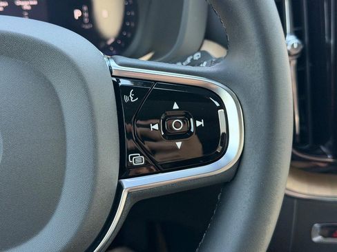 New 2026 Volvo XC60 B5 Plus w/ Climate Package AWD/4WD image 12