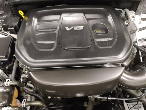 Used 2019 Jeep Grand Cherokee Limited image 30