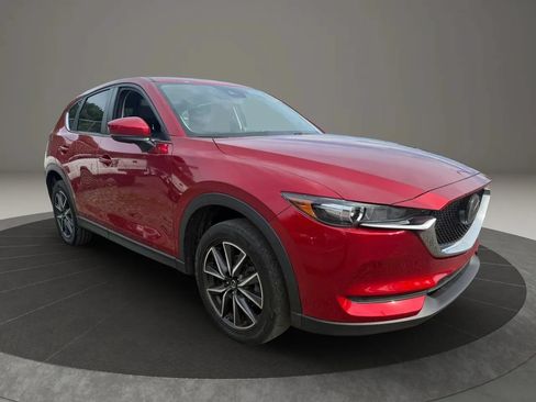 Used 2018 MAZDA CX-5 Touring w/ Preferred Equipment Package FWD image 3