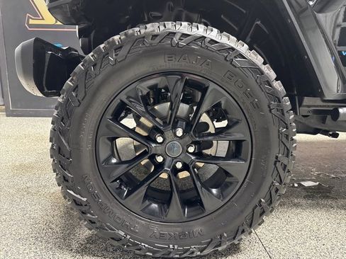 Used 2024 Jeep Wrangler Unlimited Sahara image 3