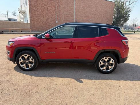 Used 2019 Jeep Compass Limited AWD/4WD image 6
