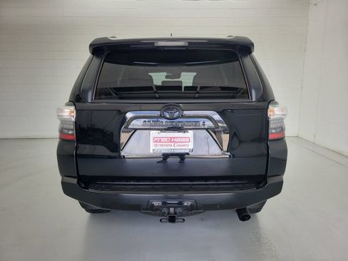 Used 2024 Toyota 4Runner SR5 Premium w/ Moonroof Package AWD/4WD image 6