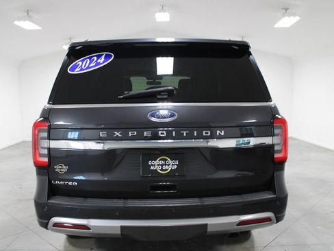 Used 2024 Ford Expedition Limited RWD image 8