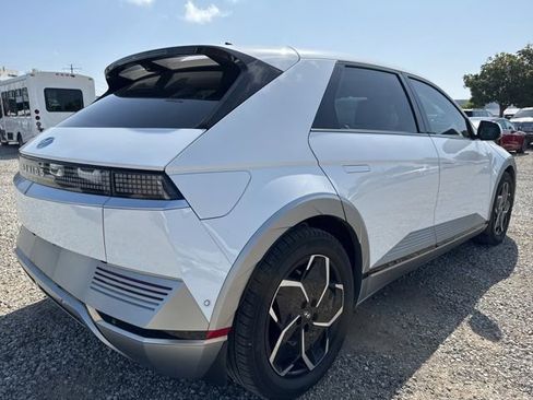 Used 2024 Hyundai Ioniq 5 Limited image 3