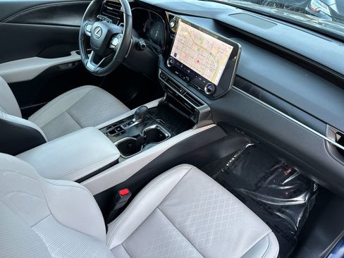 Used 2024 Lexus RX 350 Premium Plus w/ Convenience Package image 17