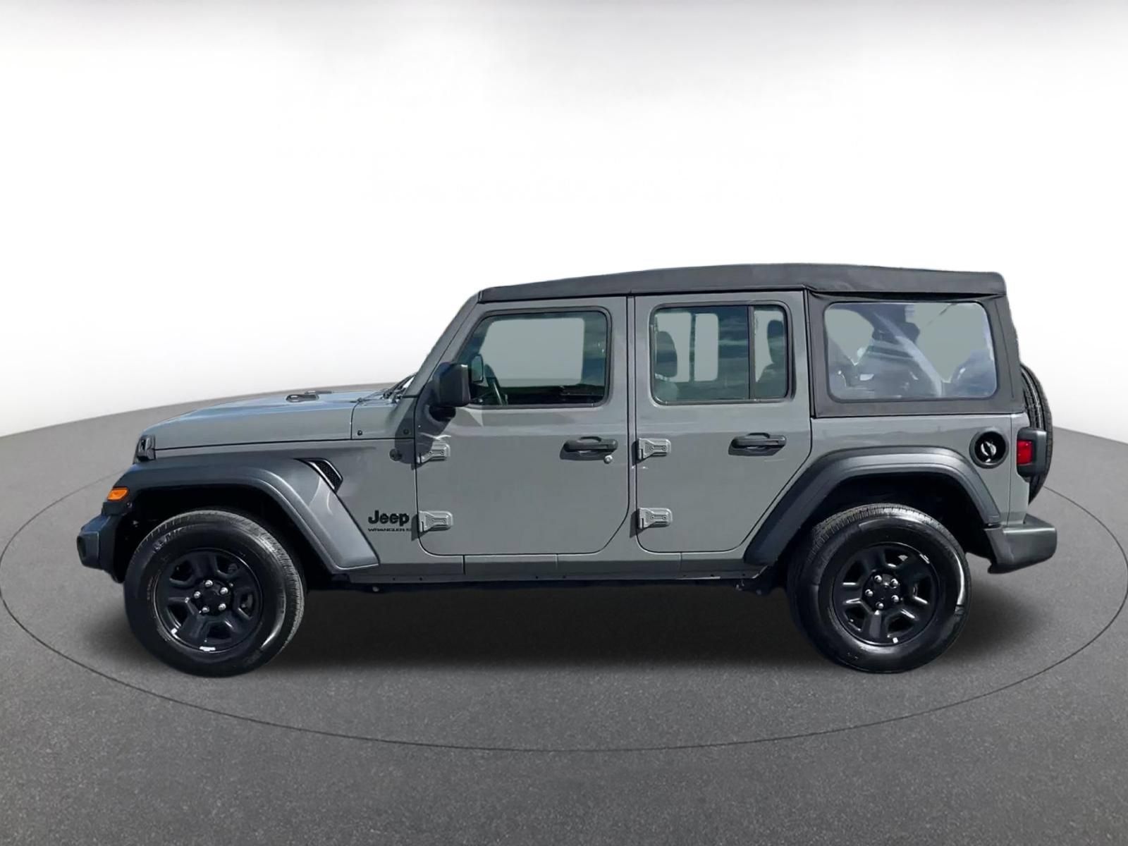 Used 2023 Jeep Wrangler Unlimited Sport AWD/4WD image 8