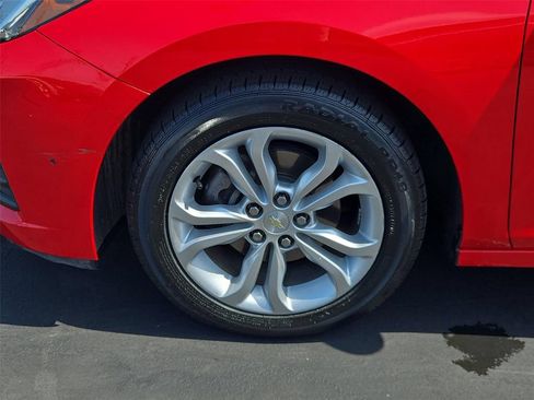 Certified 2019 Chevrolet Cruze LS w/ LS Convenience Package FWD image 22