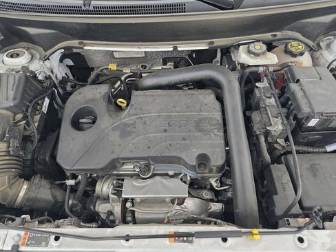 Used 2023 Chevrolet Equinox LS w/ LS Convenience Package FWD image 35