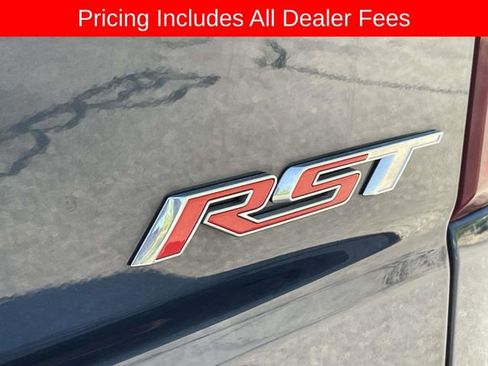 Used 2022 Chevrolet Silverado 1500 RST w/ Safety Package AWD/4WD image 13