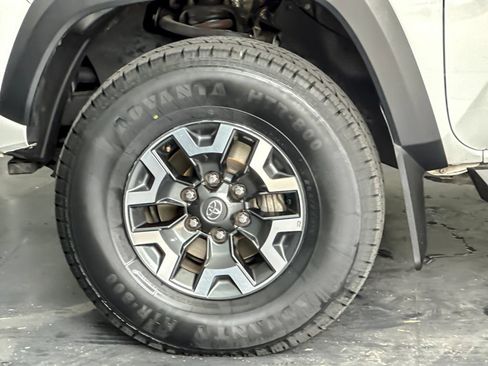 Used 2023 Toyota Tacoma TRD Off-Road AWD/4WD image 23