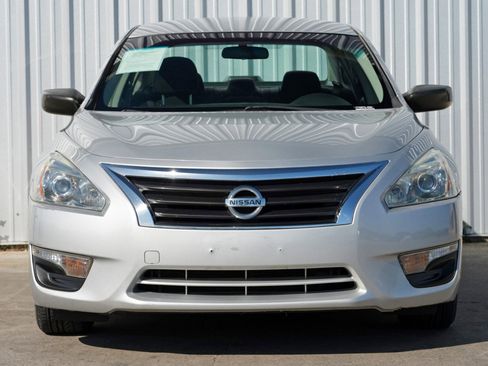 Used 2013 Nissan Altima 2.5 S image 6