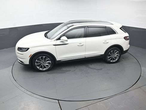 Used 2022 Lincoln Nautilus Reserve w/ Cargo Utility Package AWD/4WD image 38