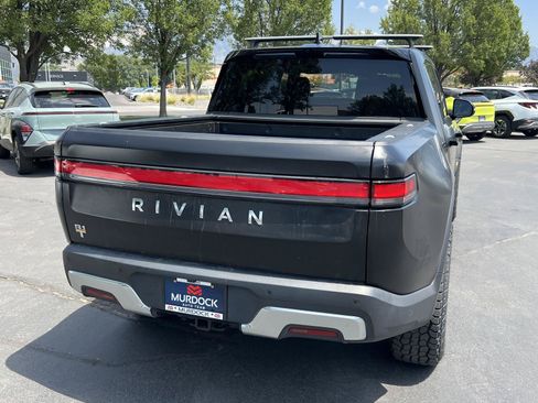 Used 2022 Rivian R1T Adventure AWD/4WD image 8