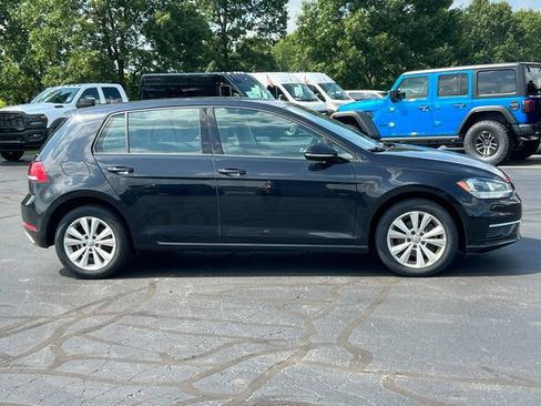 Used 2020 Volkswagen Golf 4-Door FWD image 11