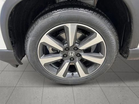 New 2025 Honda Pilot Elite image 12