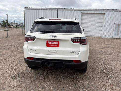 Used 2018 Jeep Compass Latitude w/ Popular Equipment Group image 6