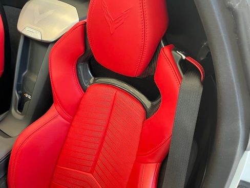 Used 2023 Chevrolet Corvette Stingray Preferred Conv w/ Z51 Performance Package RWD image 11