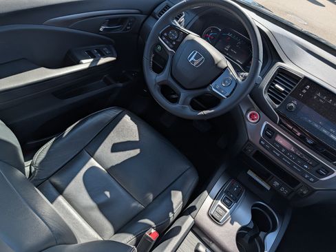 Used 2021 Honda Pilot Special Edition image 9