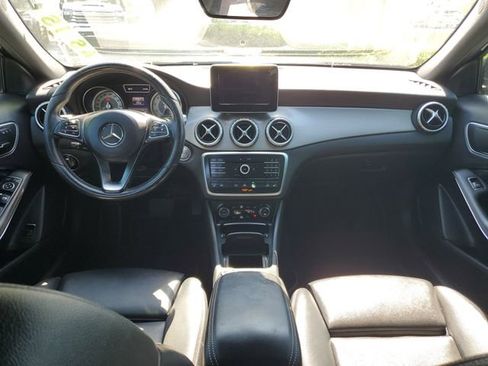 Used 2016 Mercedes-Benz GLA 250 4MATIC image 11