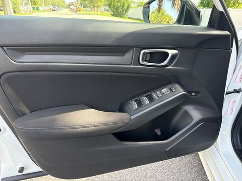 Used 2025 Honda Civic Sport image 23