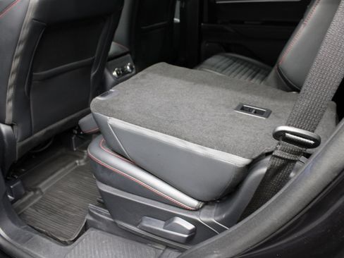 Used 2025 Ford Explorer ST-Line w/ ST-Line Street Pack AWD/4WD image 66