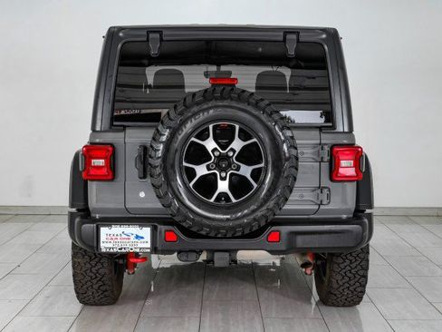Used 2018 Jeep Wrangler Rubicon AWD/4WD image 7