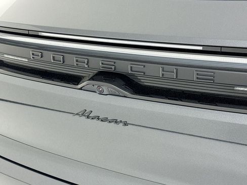 New 2026 Porsche Macan Electric image 36