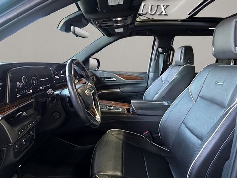 Used 2021 Cadillac Escalade Premium Luxury w/ Driver Assist Tech Package image 26