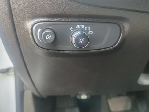 Certified 2019 Chevrolet Equinox LT w/ LPO, Floor Liner Package AWD/4WD image 30