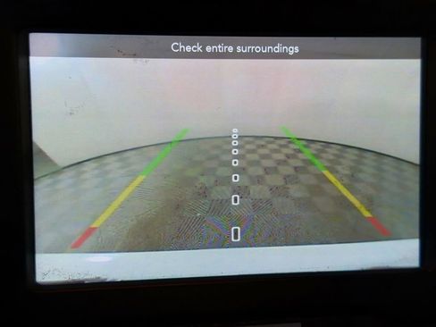 Used 2019 Jeep Renegade Latitude image 17