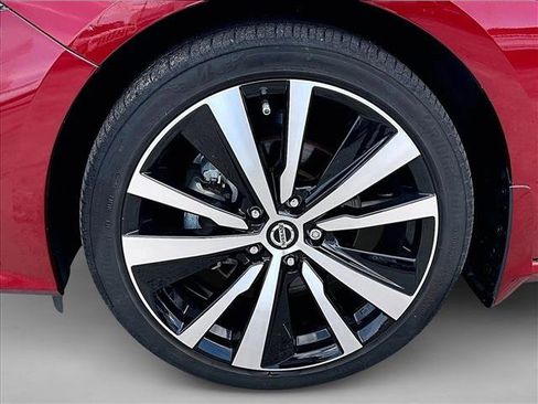 Used 2022 Nissan Altima 2.5 SR FWD image 10