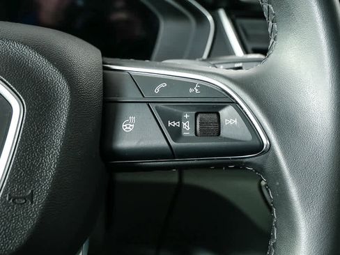 Used 2022 Audi Q5 2.0T Premium Plus w/ Premium Plus Package image 11