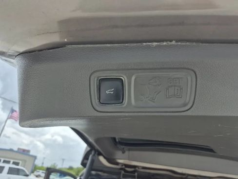 Used 2019 Ford Expedition Max Limited w/ Equipment Group 301A AWD/4WD image 30