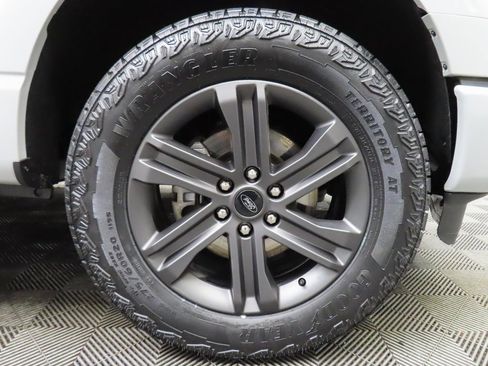 Used 2023 Ford F150 Lariat image 8