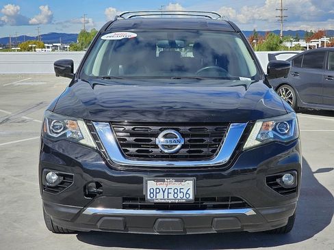 Used 2019 Nissan Pathfinder SL w/ Cargo Package image 7