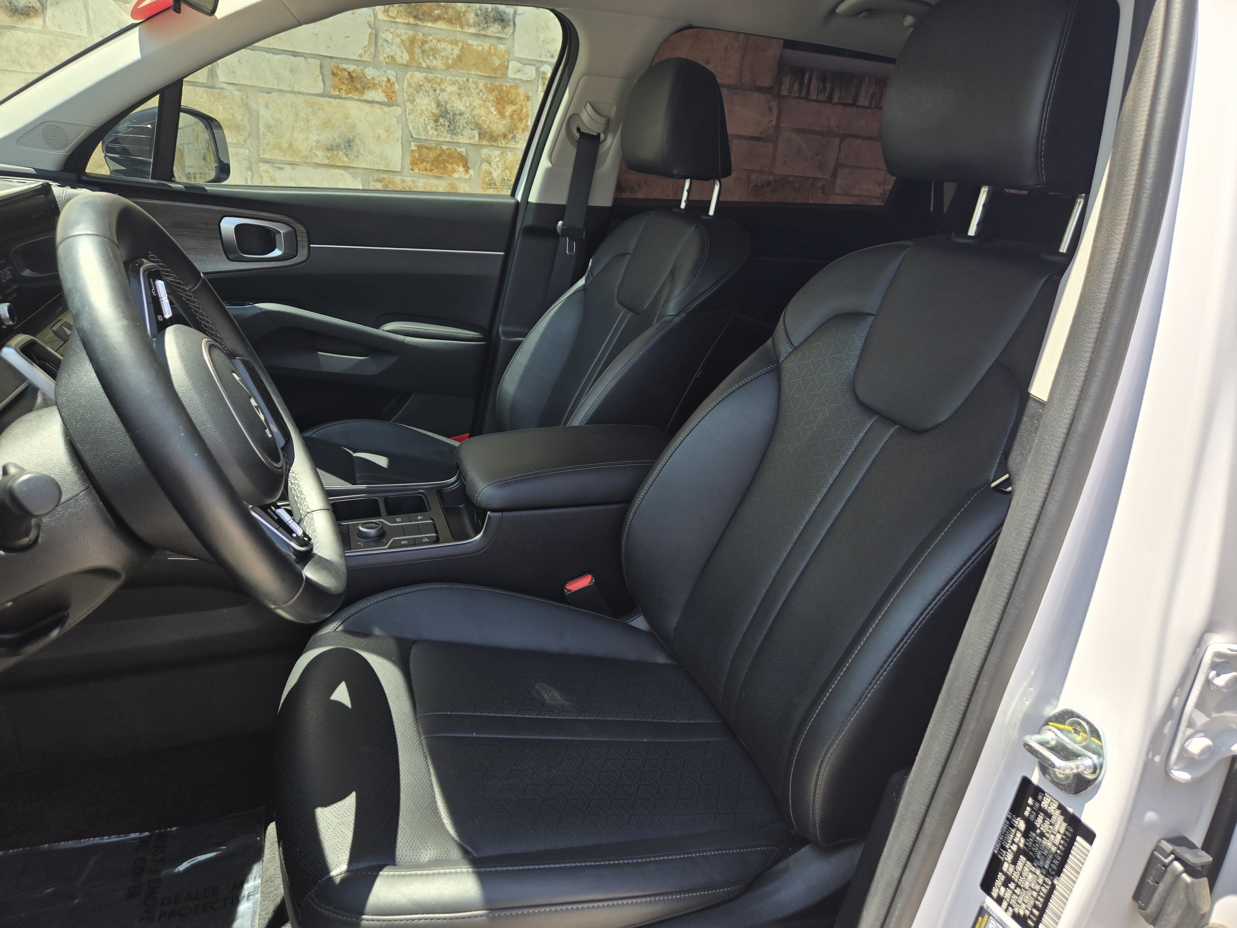 Used 2022 Kia Sorento S AWD/4WD image 5