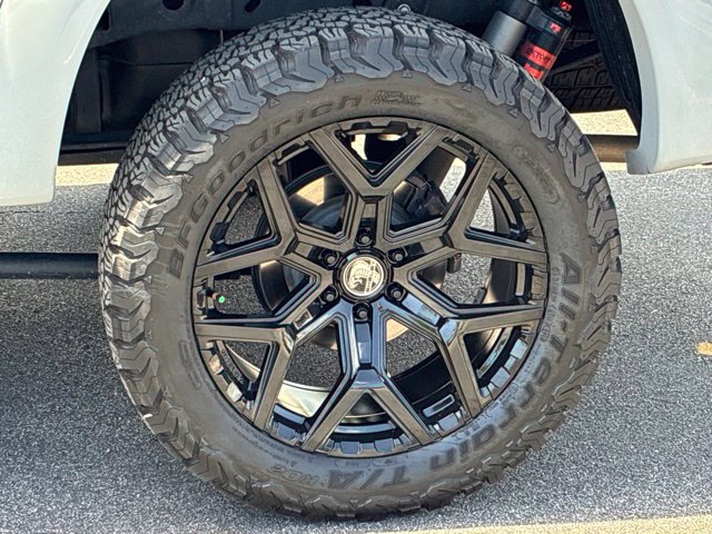 Used 2024 Ford F150 Lariat w/ Equipment Group 502A High AWD/4WD image 12