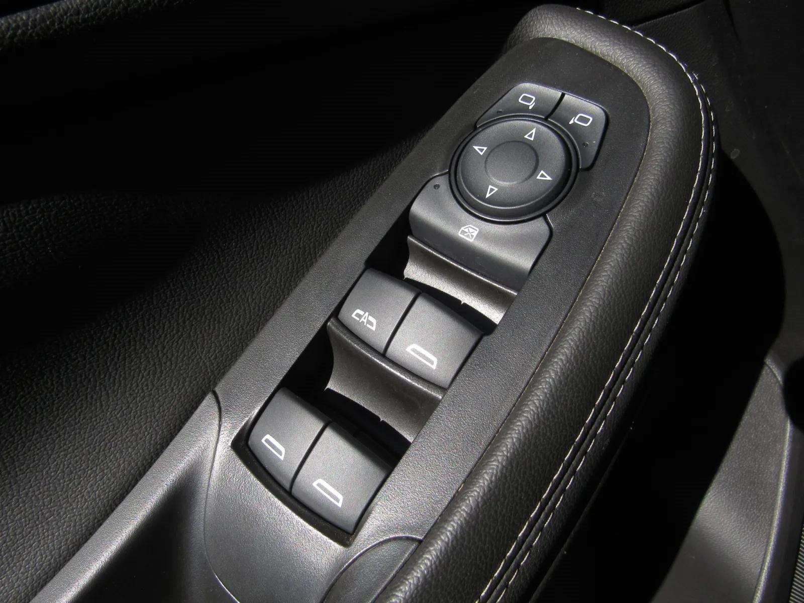 Used 2023 Buick Encore GX Preferred FWD image 21