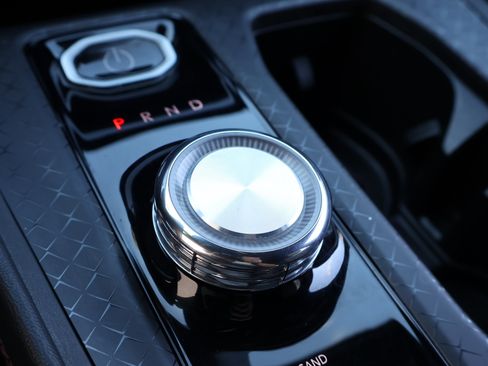 Used 2024 Jeep Wagoneer Launch Edition image 28