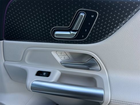 Certified 2025 Mercedes-Benz GLA 250 image 20