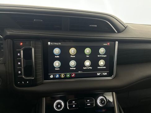 Used 2021 GMC Yukon Denali w/ Denali Premium Package image 29