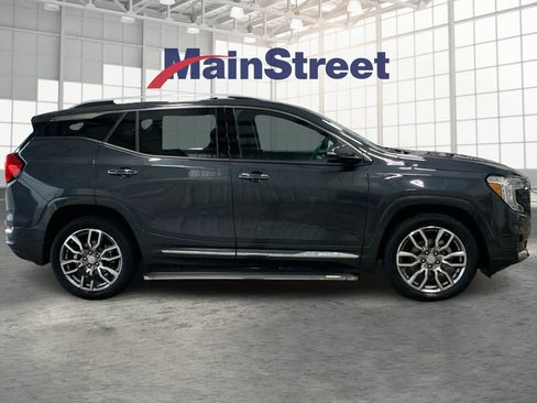 Used 2022 GMC Terrain Denali image 6