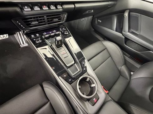 Certified 2025 Porsche 911 Carrera S RWD image 32