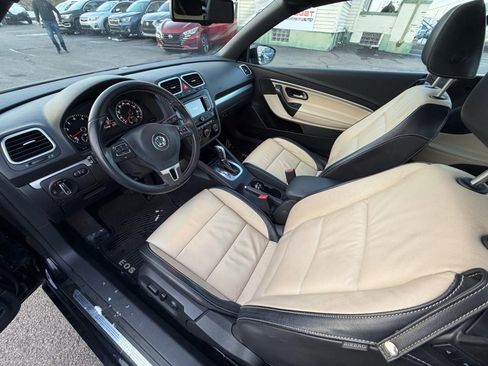 Used 2015 Volkswagen Eos Final Edition image 17