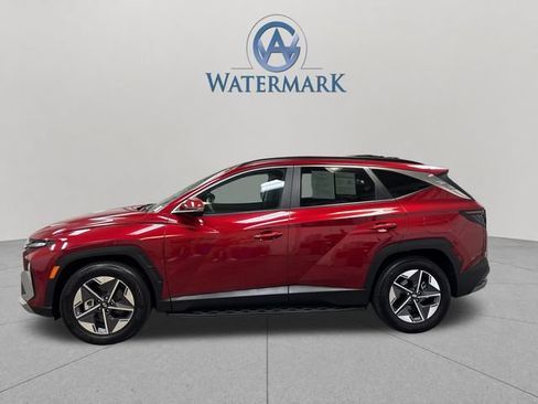 Used 2025 Hyundai Tucson SEL FWD image 2