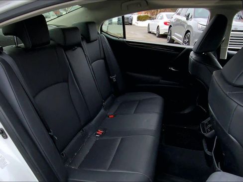 Used 2019 Lexus ES 300h w/ Premium Package image 20