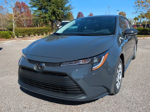 New 2026 Toyota Corolla LE FWD image 2
